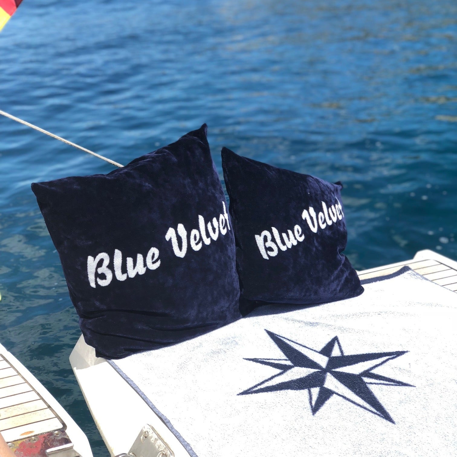 Individualni jastuci u kokpitu